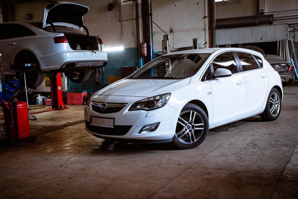 Opel Astra Stage 1